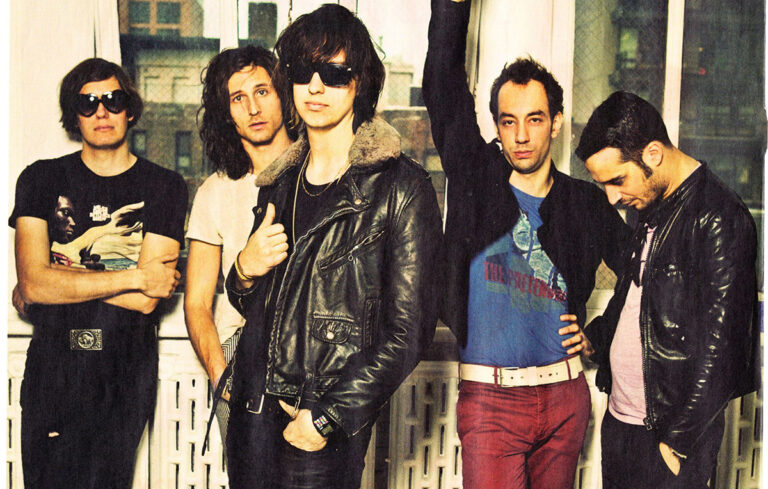 The Strokes: un tuffo nel passato e nella magia del rock anni 2000