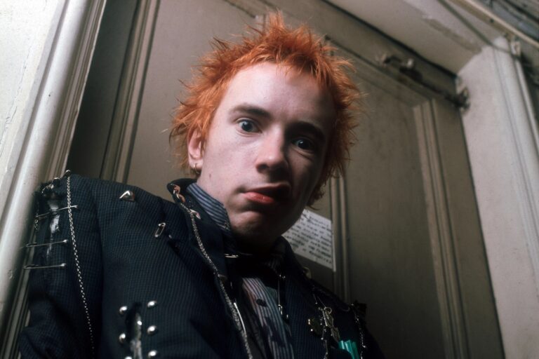 JOHNNY ROTTEN: LA SINCERITA’ E’ PUNK