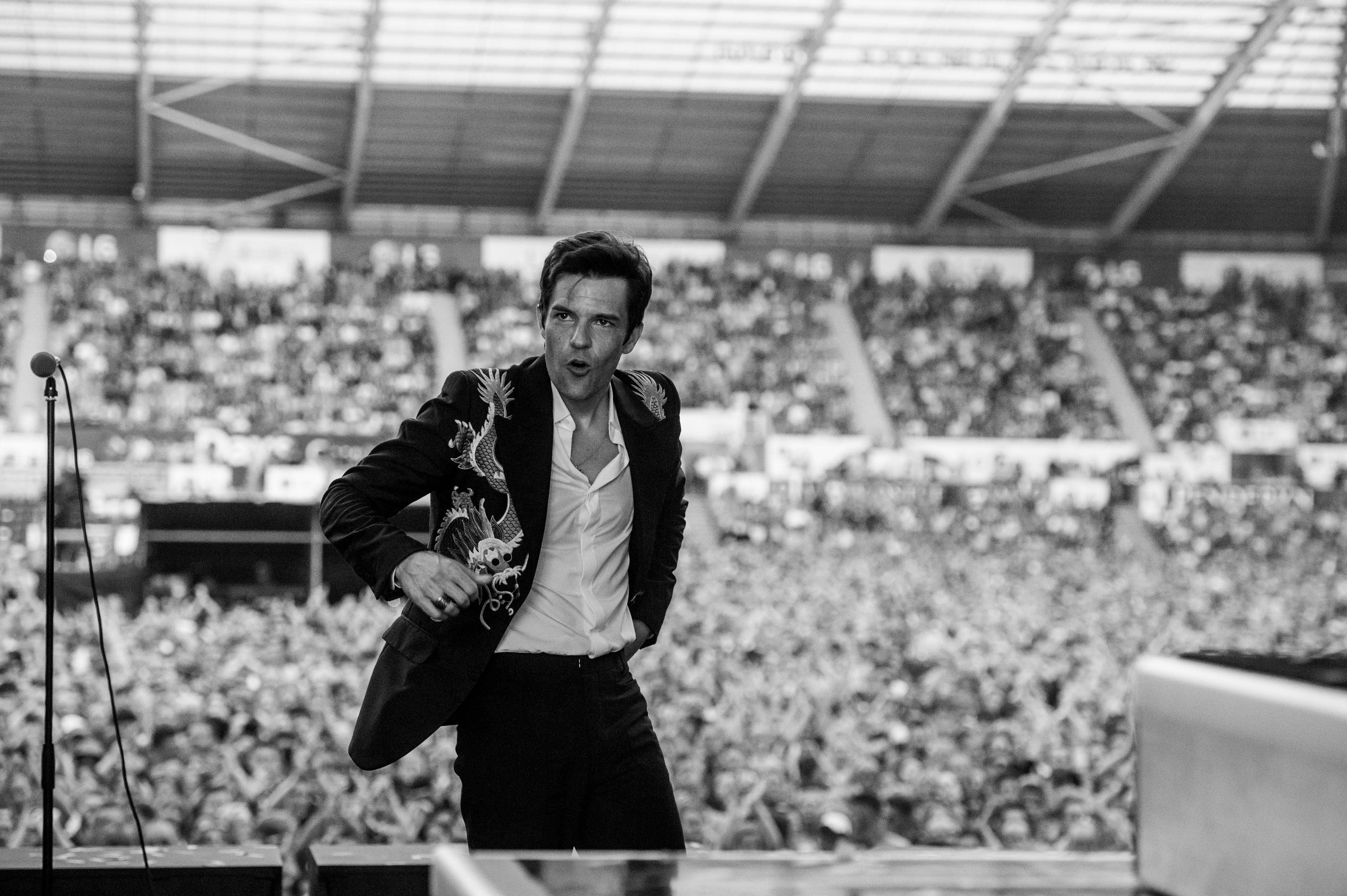 Brandon Flowers esegue “An American Dream” e parla del prossimo album dei The Killers